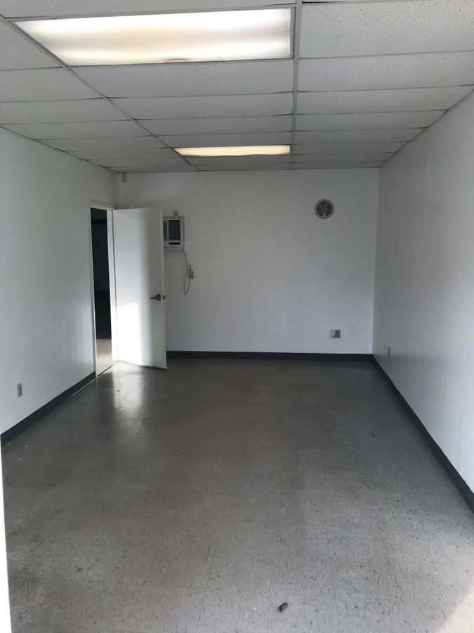 17704 French Rd photo 2
