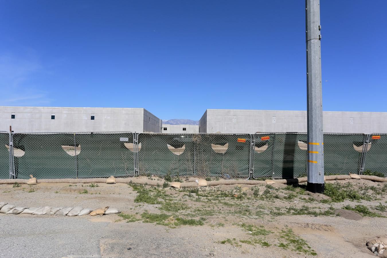 Bldg 8 photo 3