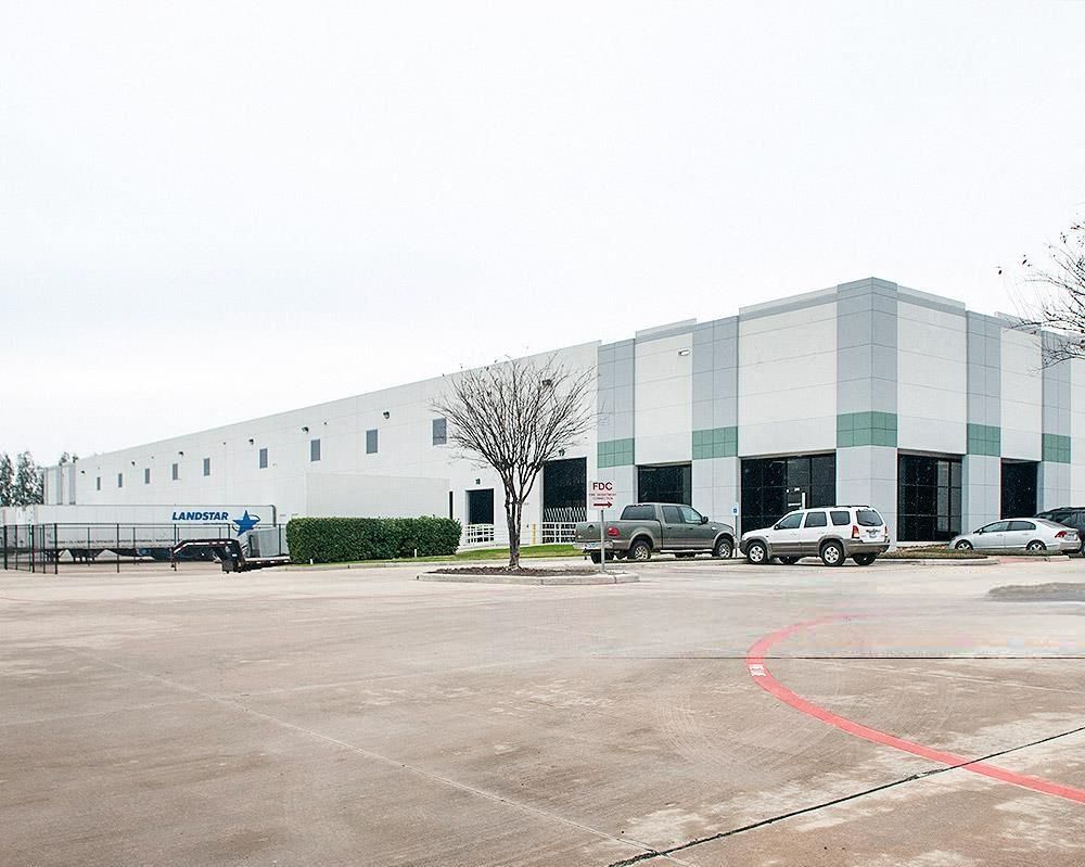 Central Green Corporate Center - Building 6 photo 1