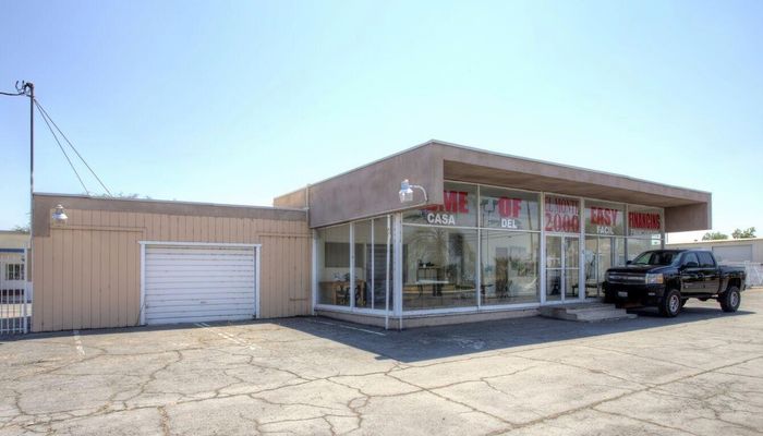 Warehouse Space for Sale at 2000 E El Monte Way Dinuba, CA 93618 - #8