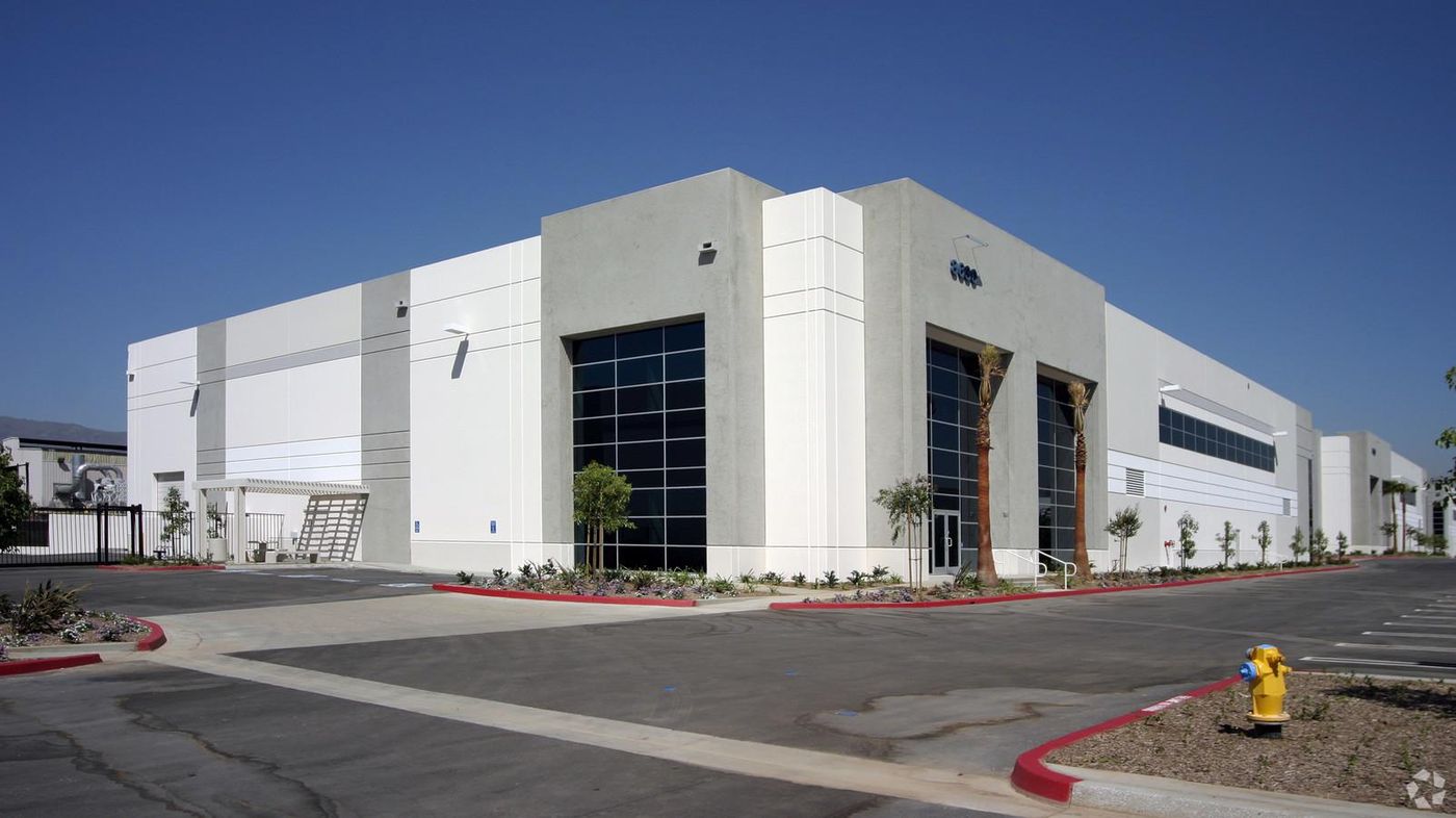 Bldg C photo 2