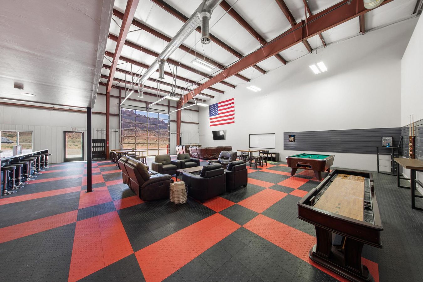 Moab Valley Compound photo 4