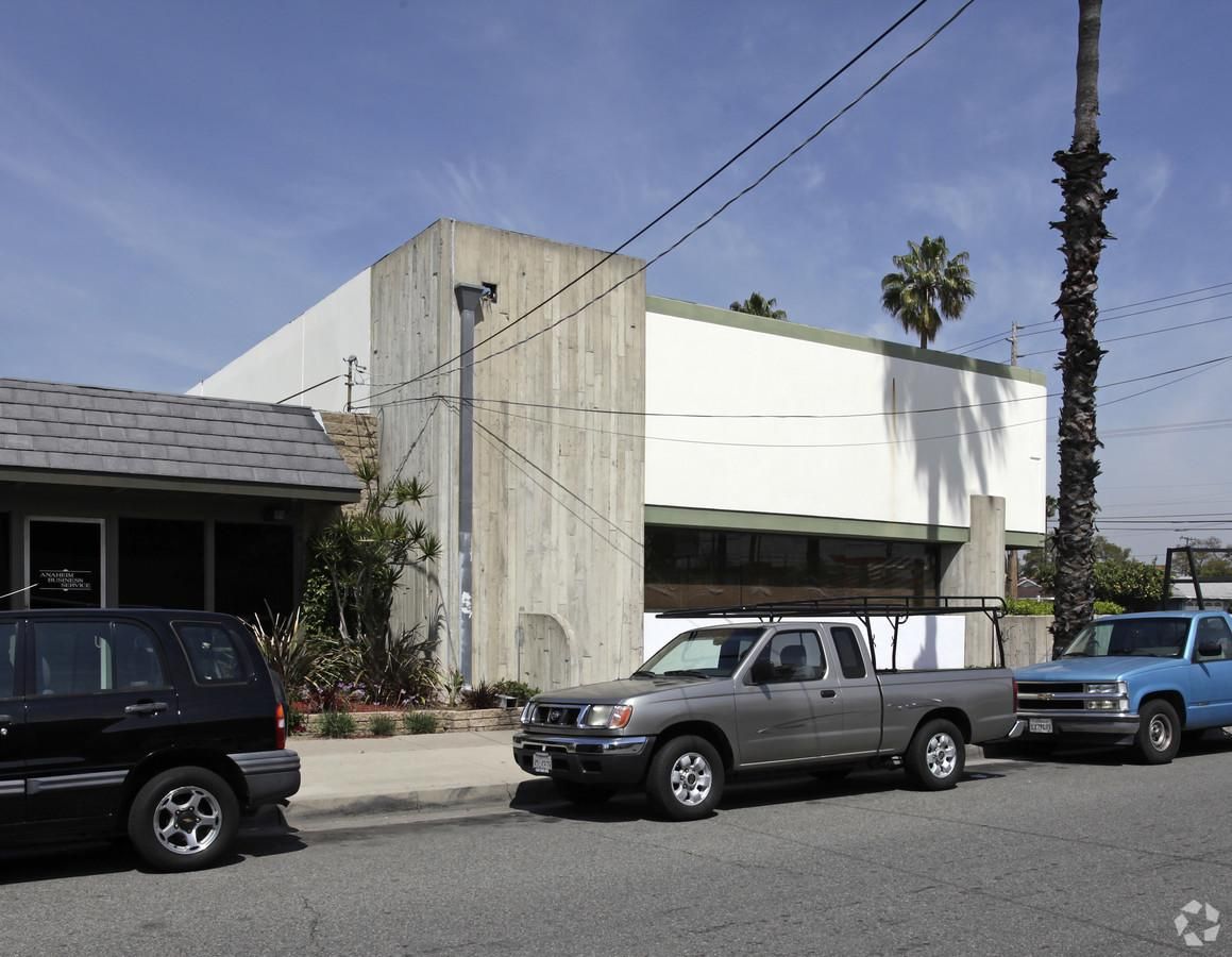Multiple Spaces Property For Lease photo 2
