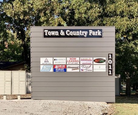 Town & Country Business Park 1011 Upper Denton Rd