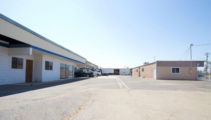 Warehouse Space for Sale at 2000 E El Monte Way Dinuba, CA 93618 - #10