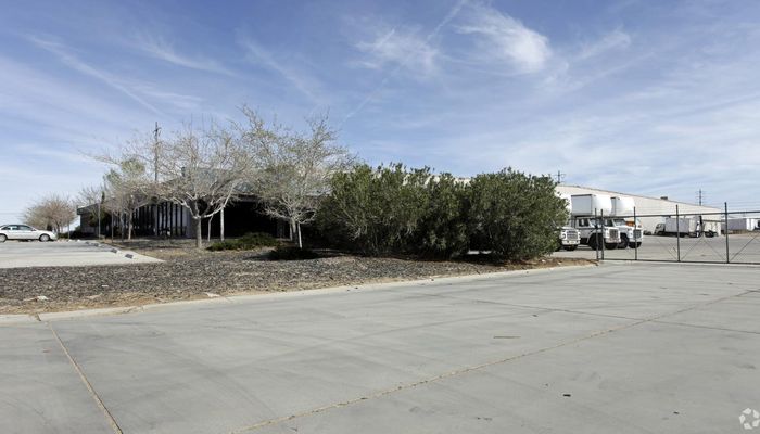 Warehouse Space for Rent at 10019 Yucca Rd Adelanto, CA 92301 - #4