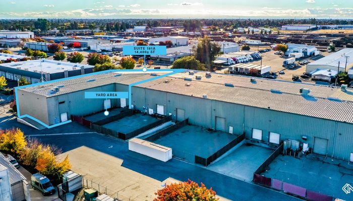 Warehouse Space for Rent at 4450 N. Brawley Avenue Fresno, CA 93722 - #2