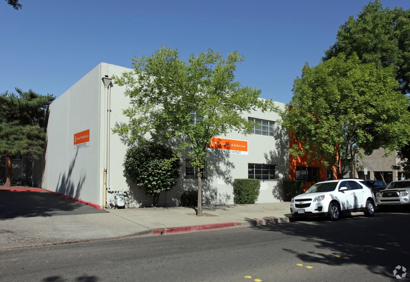 Industrial Property For Lease photo 3