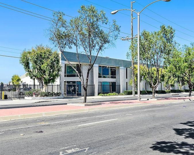 Victoria Business Center
