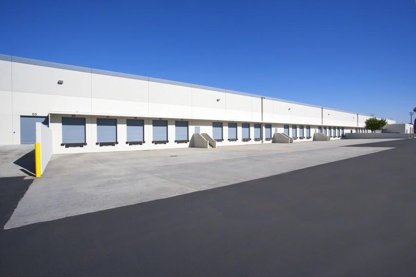 SFS Logistics Center 9400-9500 Santa Fe Springs Rd