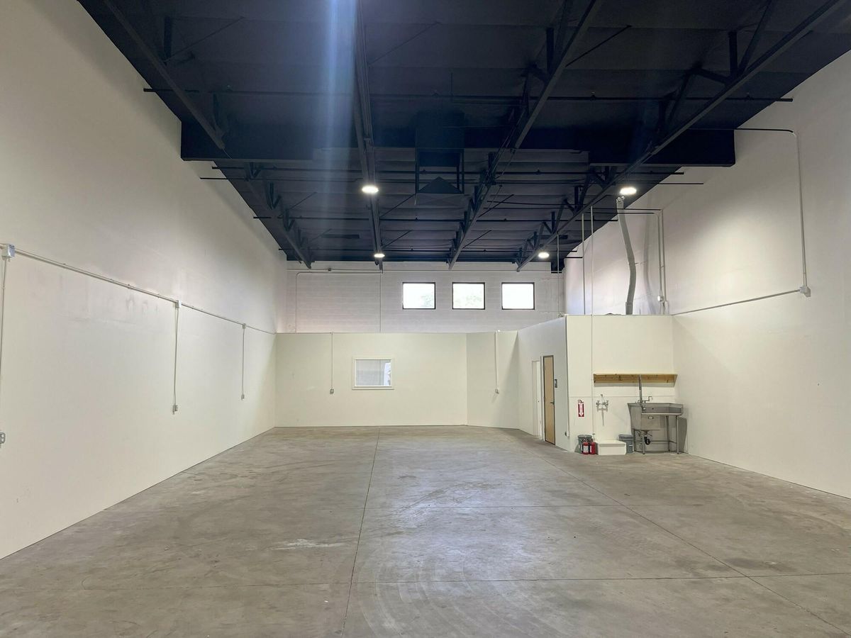 Westech Corporate Center photo 2