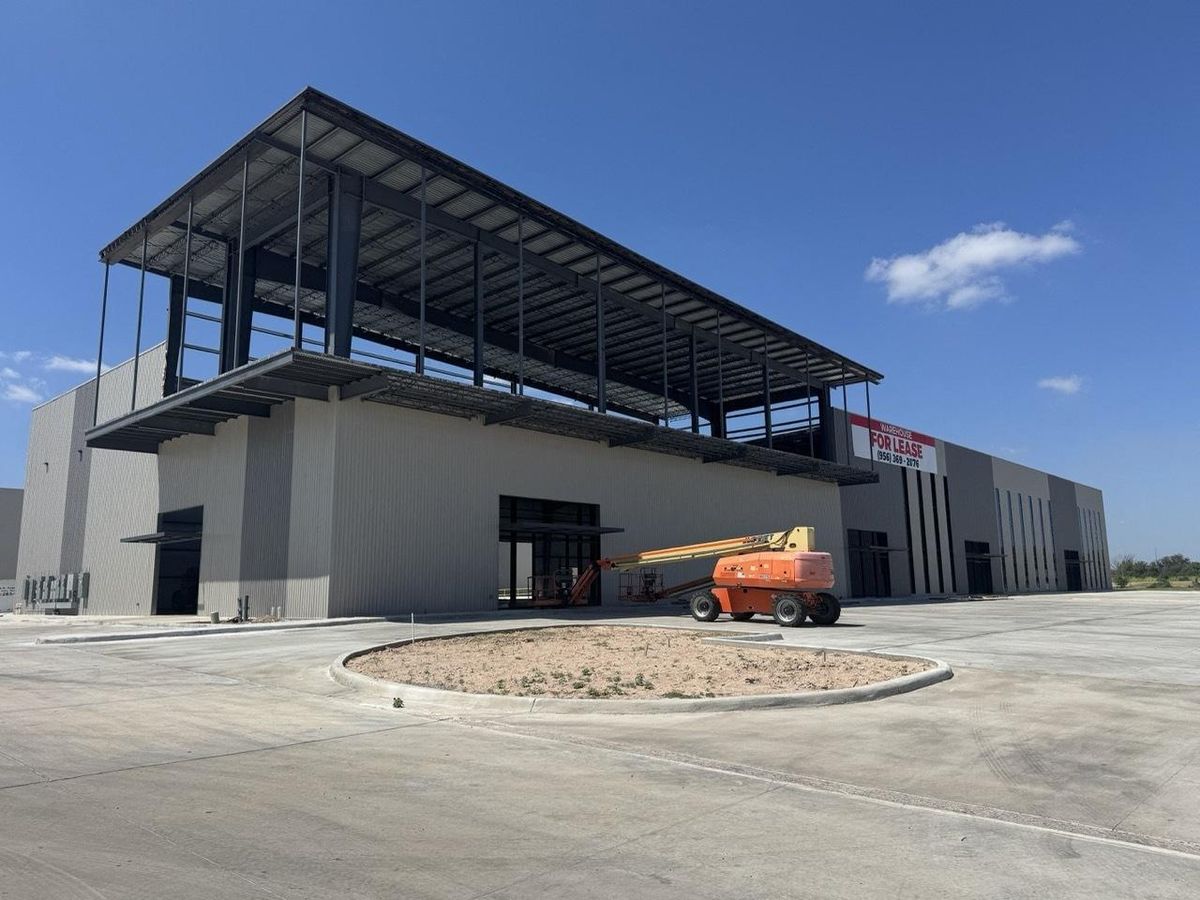 209 W. Interstate 2 photo 3