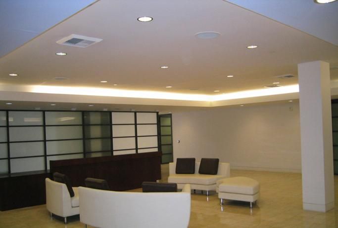 8900 Wilshire photo 2