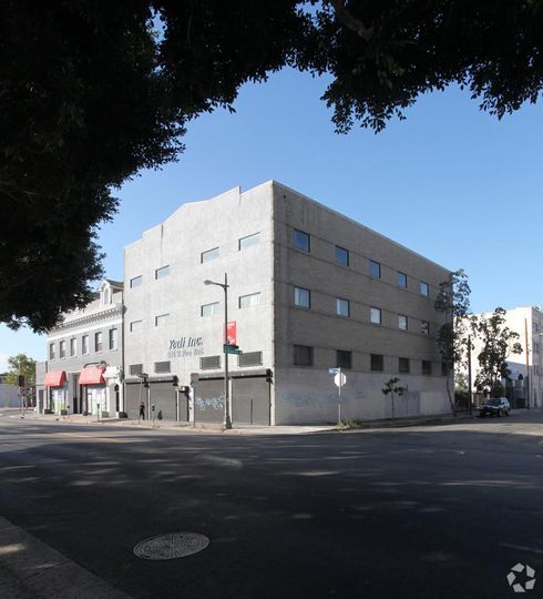 Pico Maple Plaza