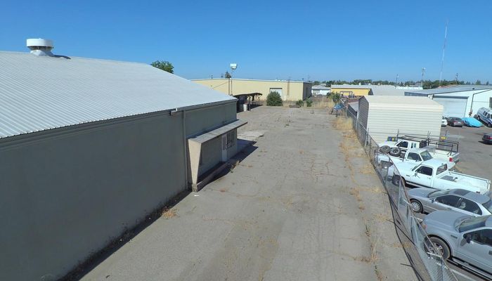 Warehouse Space for Sale at 1505 N Thesta St Fresno, CA 93703 - #54