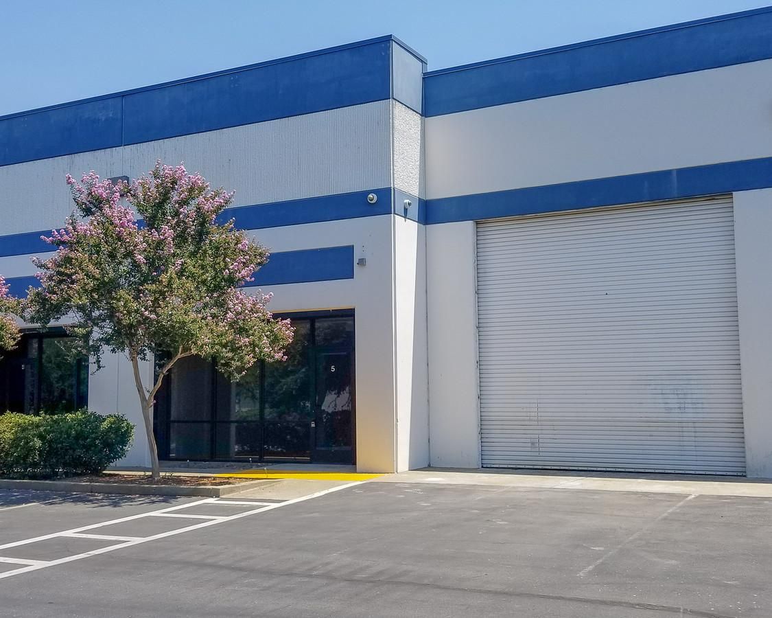 Bldg A photo 2