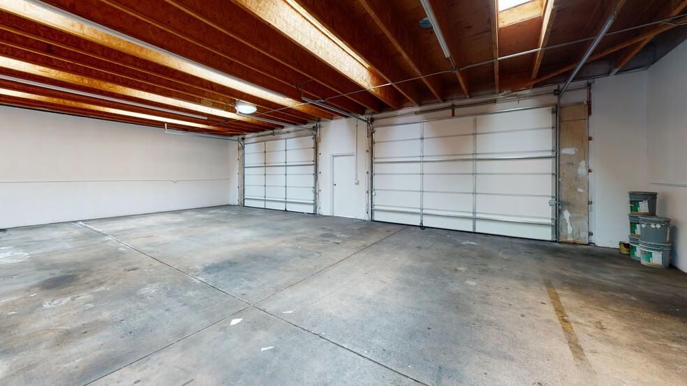 9607-9623 Imperial Hwy photo 3