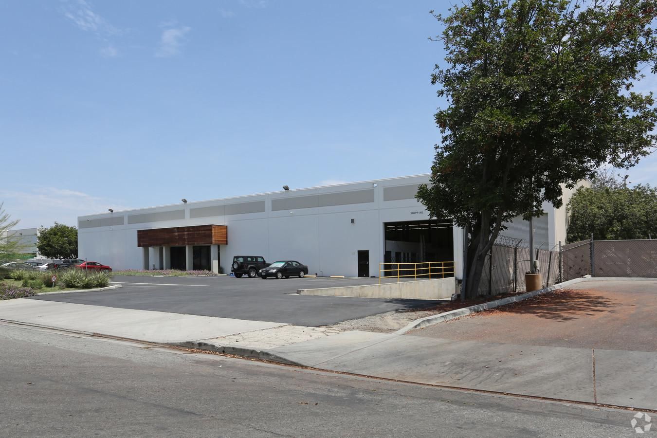Industrial Property For Lease photo 1