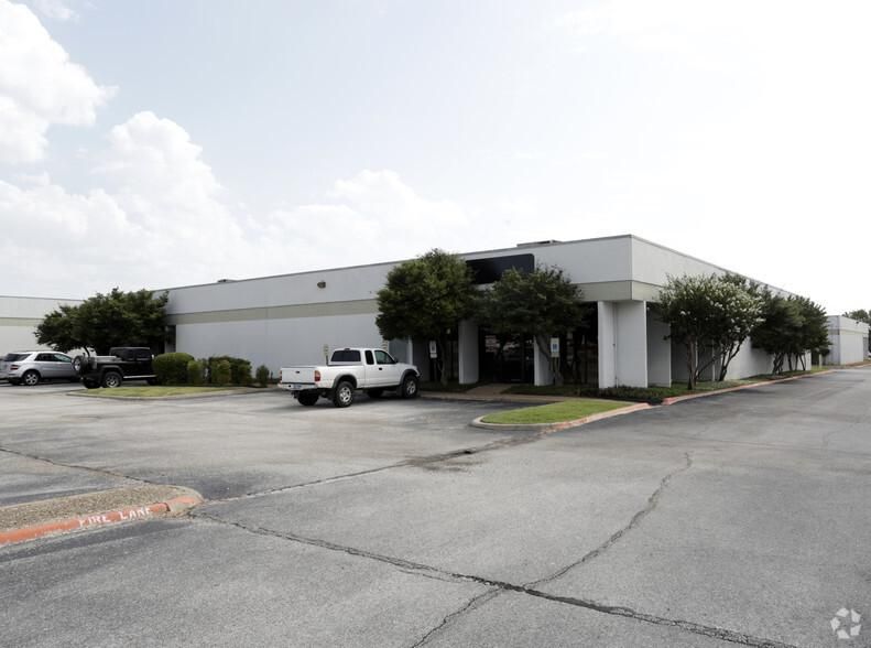Tech Center I 1302 Exchange Dr photo 2