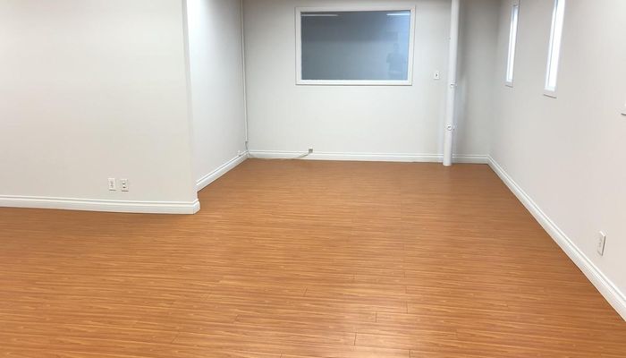 Warehouse Space for Rent at 625 E 35th St Los Angeles, CA 90011 - #23