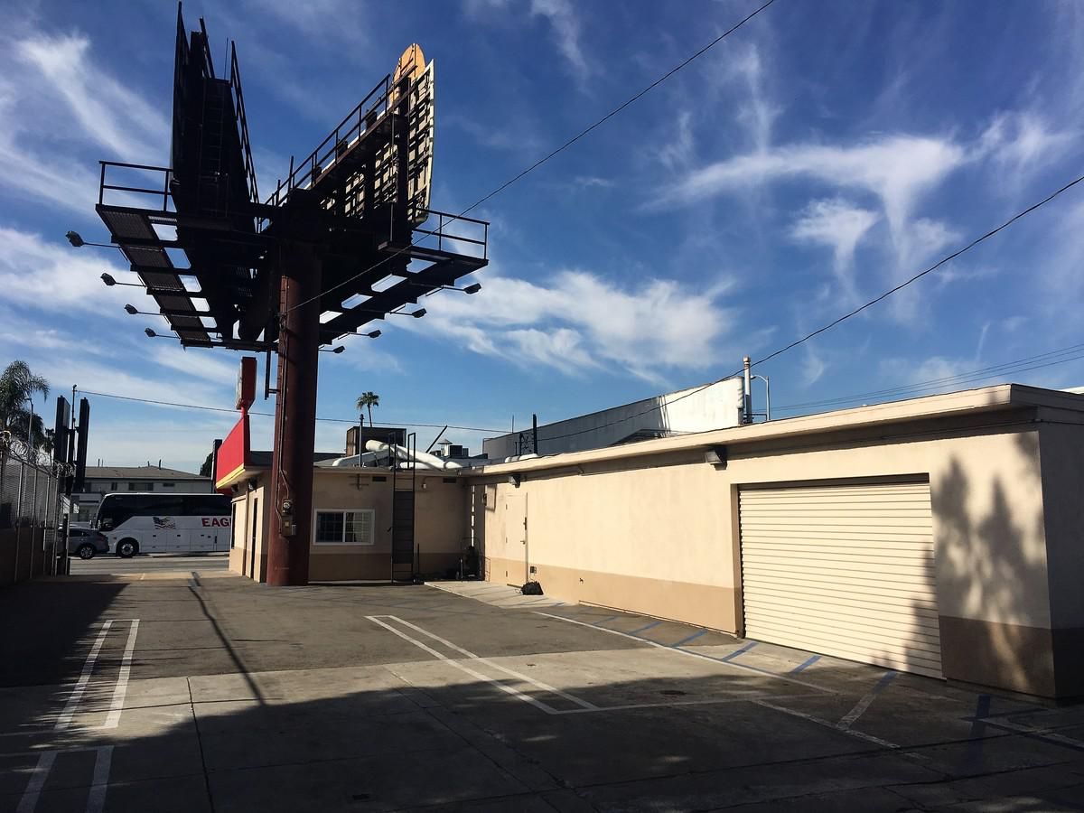 Office/Retail Property for Lease photo 2