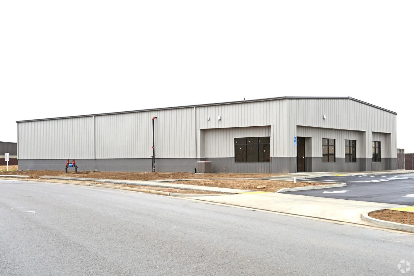 Industrial Property For Lease photo 1