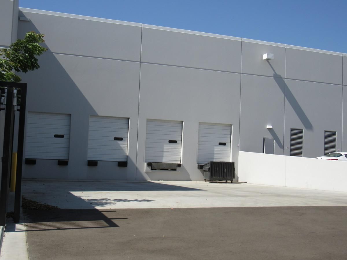 Troy Ct Industrial Building photo 3