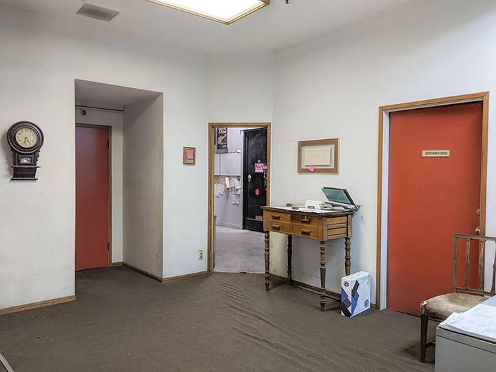 Manufacturing/Warehouse Facility photo 1