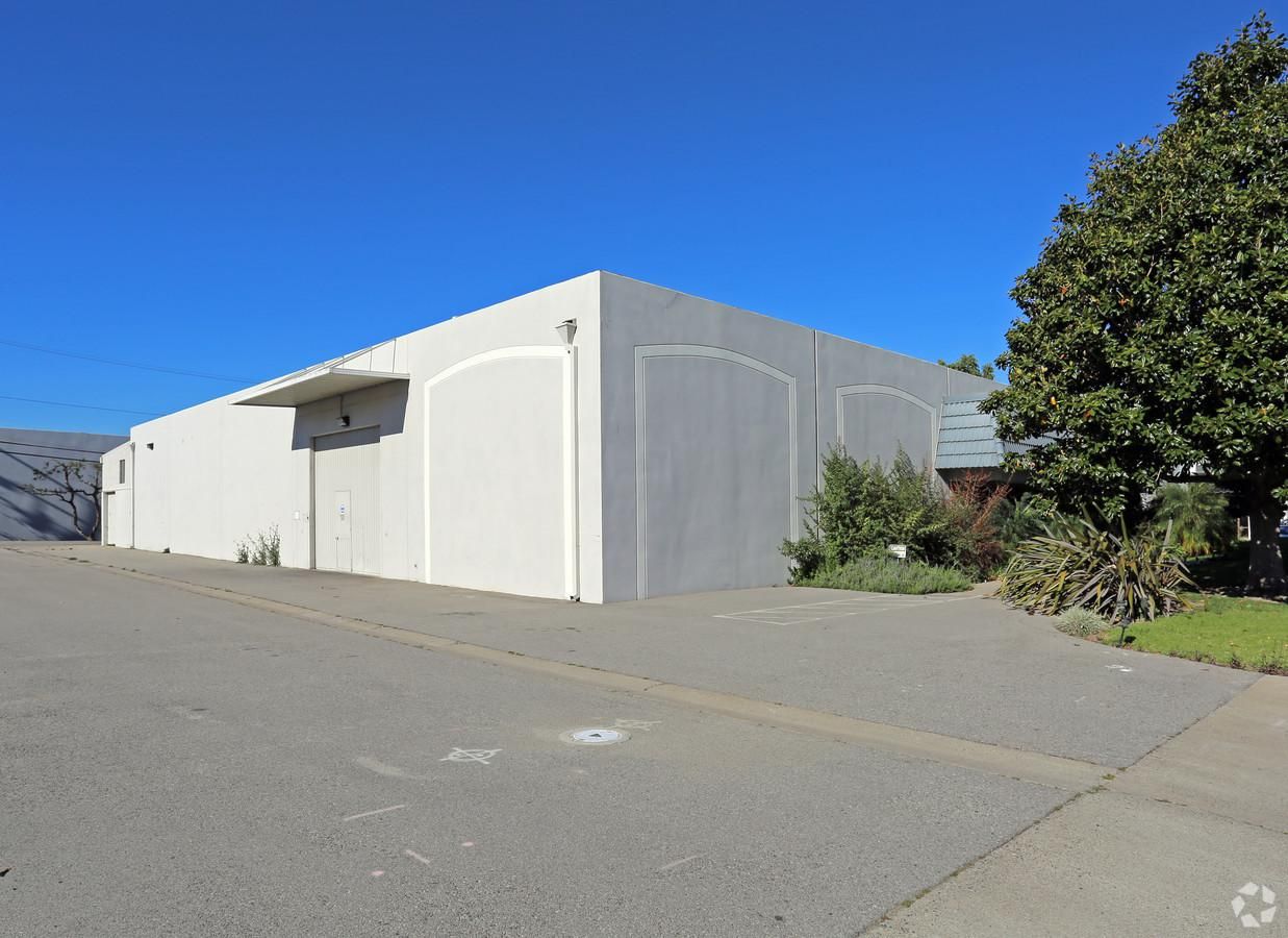 Industrial Property for Lease photo 4