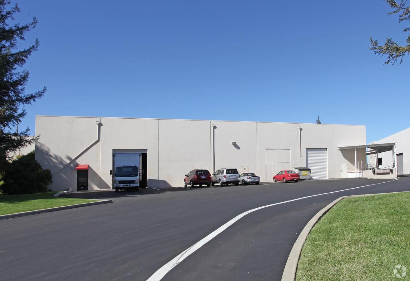 Industrial Property For Lease photo 2