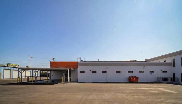 Warehouse Space for Rent at 14208 Towne Ave Los Angeles, CA 90061 - #58