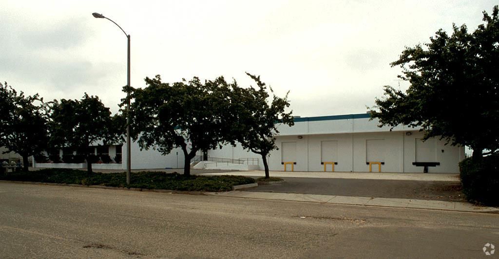 Industrial Property For Lease photo 2