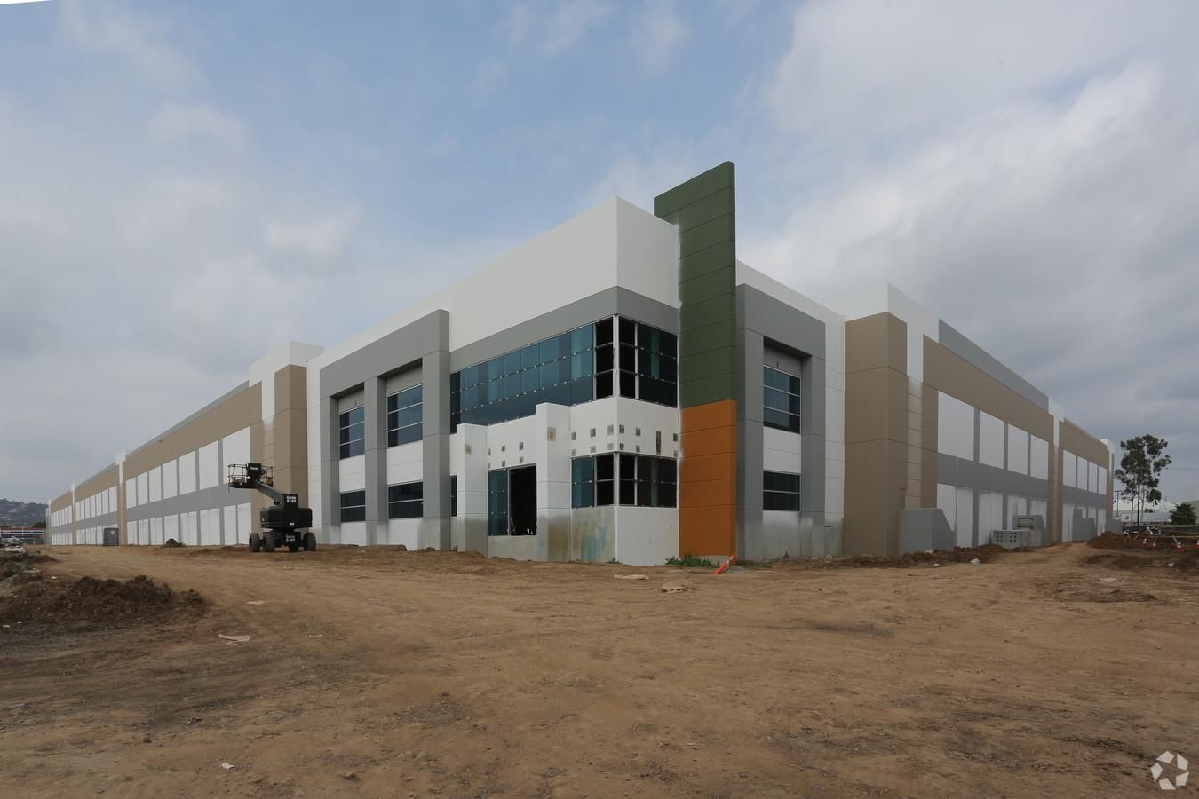 Building 1 photo 4