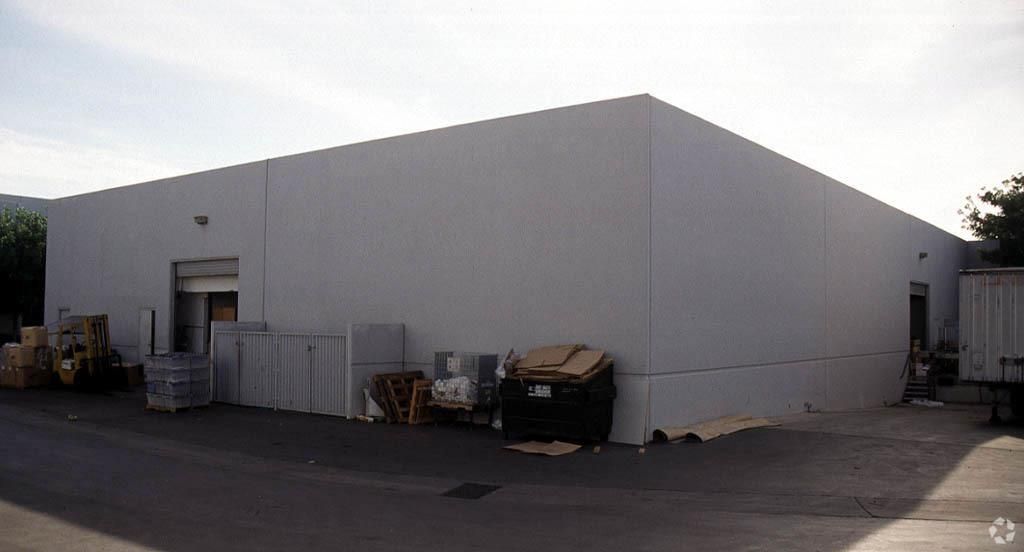 Industrial Property For Lease photo 2