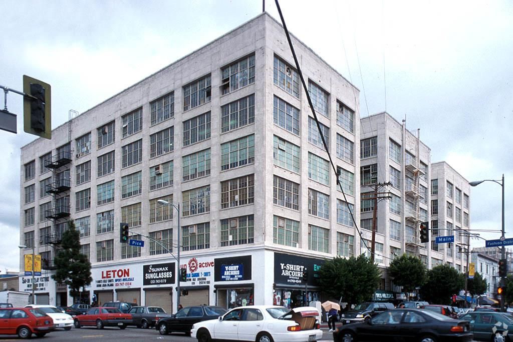 F.W. Braun Building photo 3