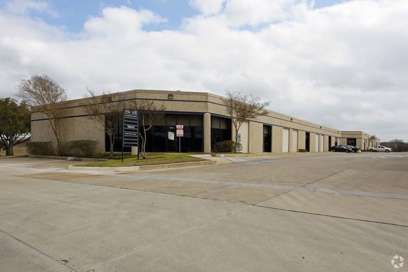 O'Connor Road Business Park - Bldg C 12764-12790 O'Connor Rd