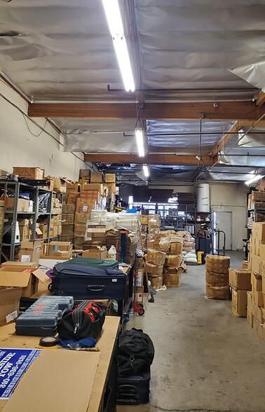 DTLA Fashion District Warehouse 755 E Pico Blvd photo 2