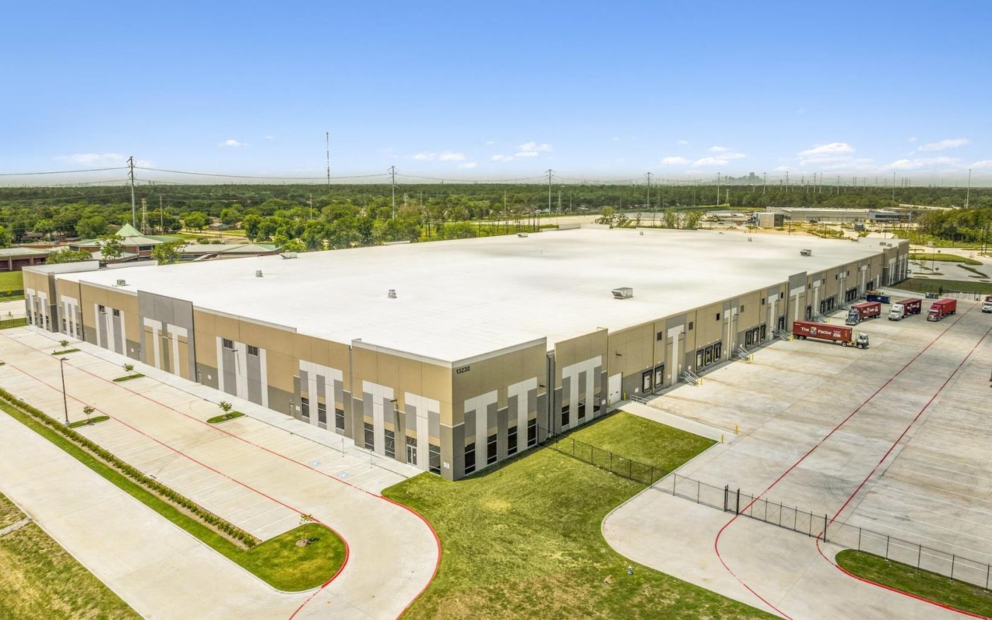 NorthPoint 90 Building 3 photo 1