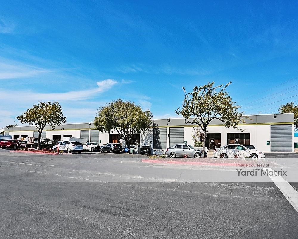 Whitney Airport Commerce Center photo 1
