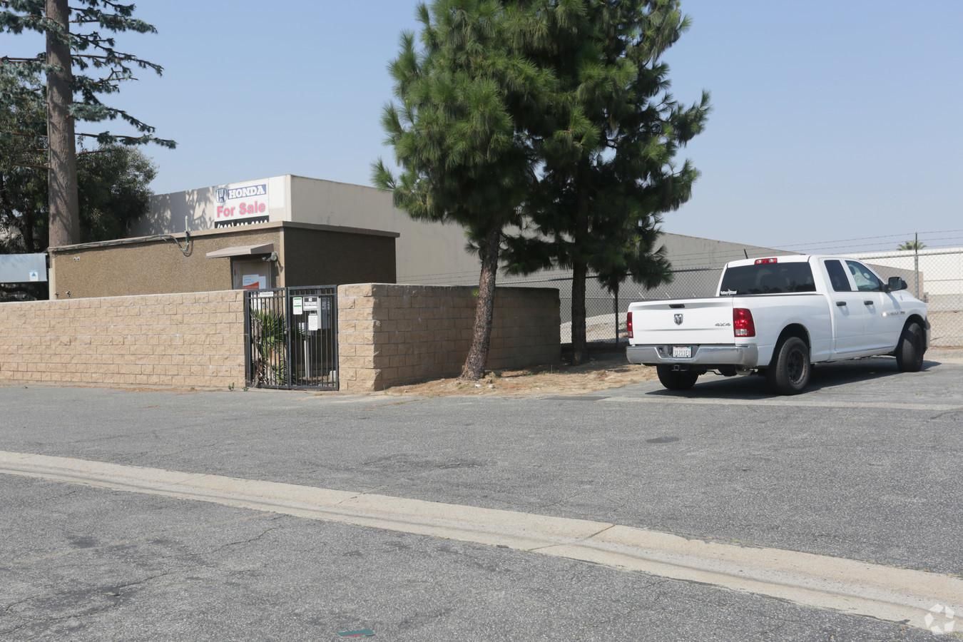 Industrial Property For Lease photo 4