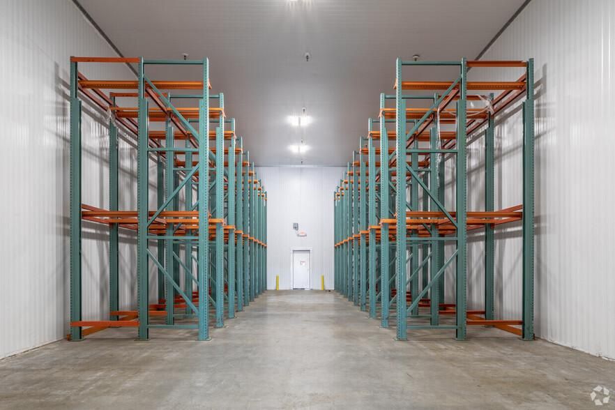 Freezer Warehouse 9342 SE Loop 410 photo 2
