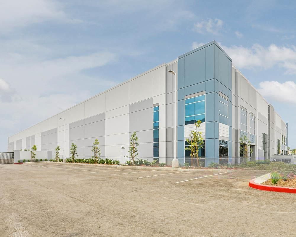 Dedeaux Business Park Redlands 1 photo 1