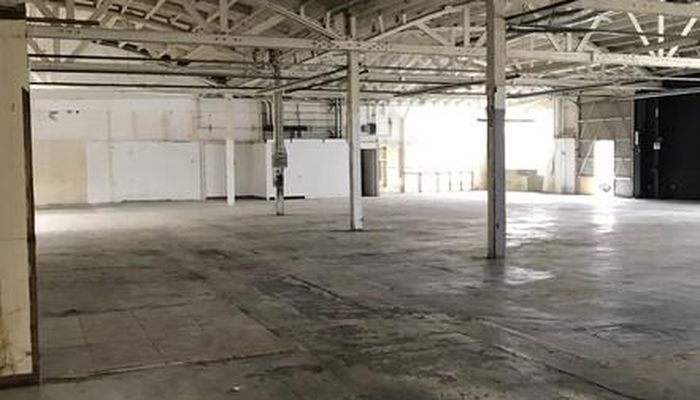 Warehouse Space for Rent at 6100-6106 Avalon Blvd Los Angeles, CA 90003 - #4