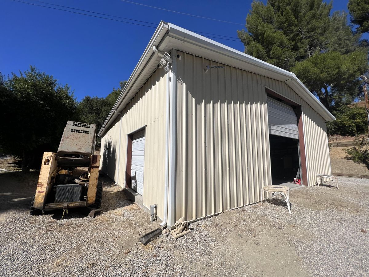 16721 Placerita Canyon Road photo 1
