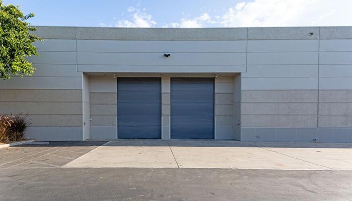 Warehouse Space for Rent at 2360-2364 E Sturgis Rd Oxnard, CA 93030 - #8