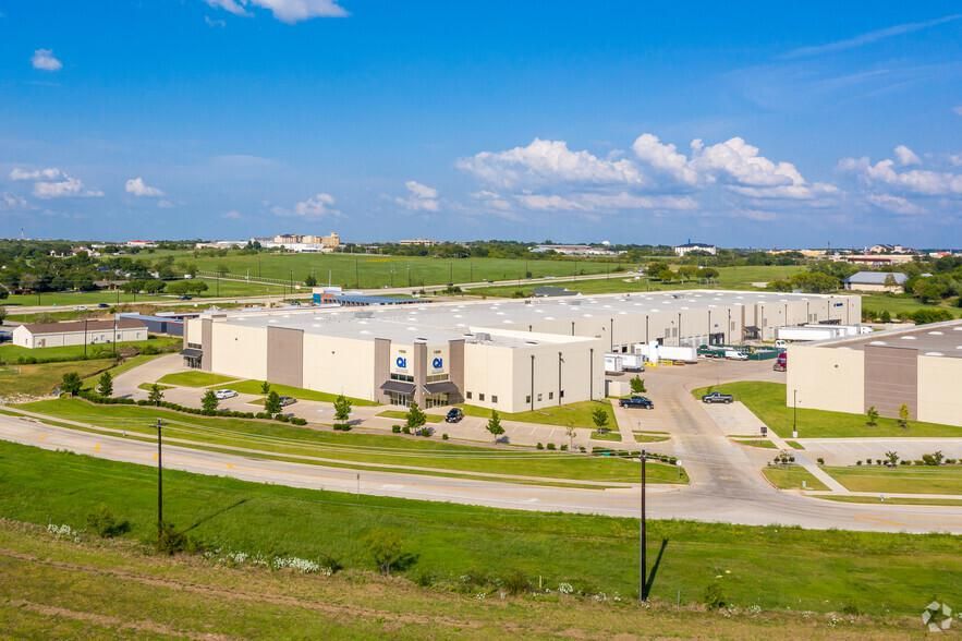 Westgate Business Park 1550 N Western Blvd photo 2