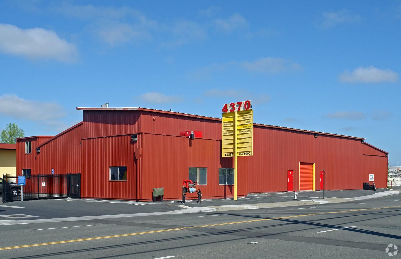 Bldg 1 photo 4