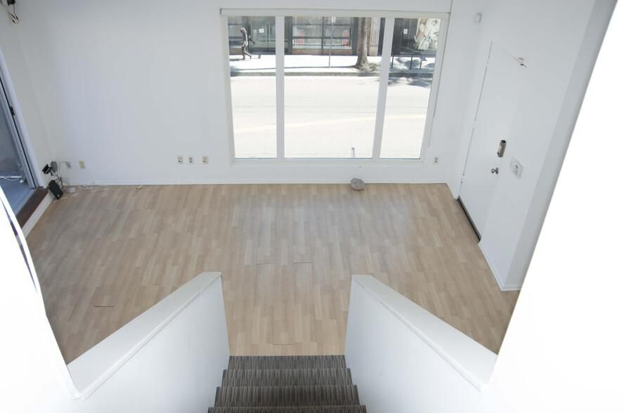 The "1350" Building 1350-1352 Abbot Kinney Blvd photo 3