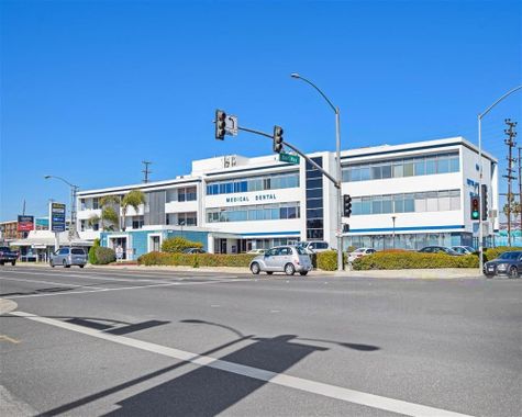 Marina Professional Building