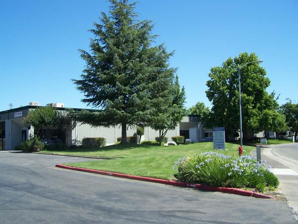 9881 Horn Road photo 2